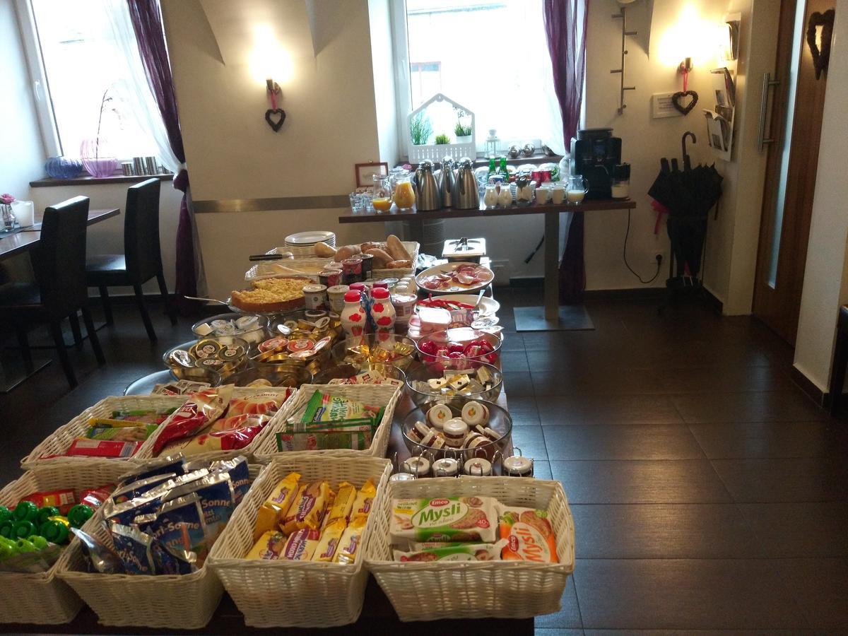 Hotel Berger Kamenice nad Lipou Luaran gambar