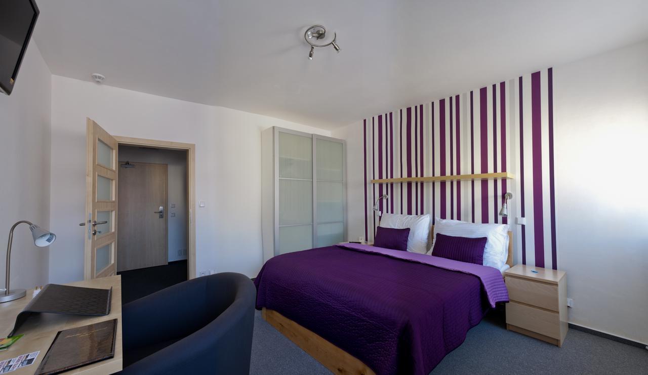 Hotel Berger Kamenice nad Lipou Luaran gambar